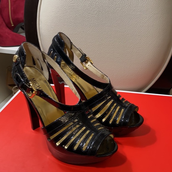 Michael Kors High Heel Shoe brand new tried on not used. - Picture 9 of 13